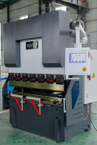 Гидравлические листогибочные прессы IRONMAC HPB-T 125/2500 — фото 5