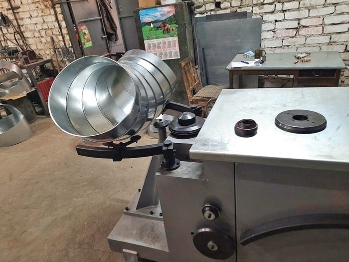 Станок для сборки сегментных отводов GORELOCKER SBWT-1250 — фото 2