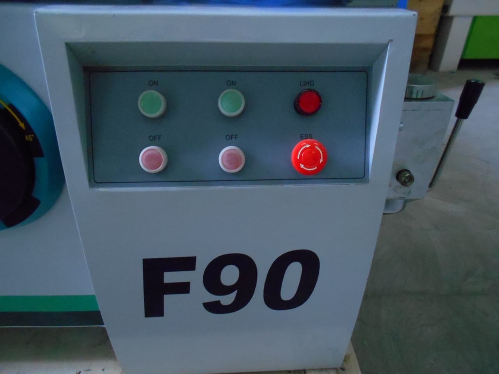 Форматно-раскроечный центр LTT NP330 — фото 4