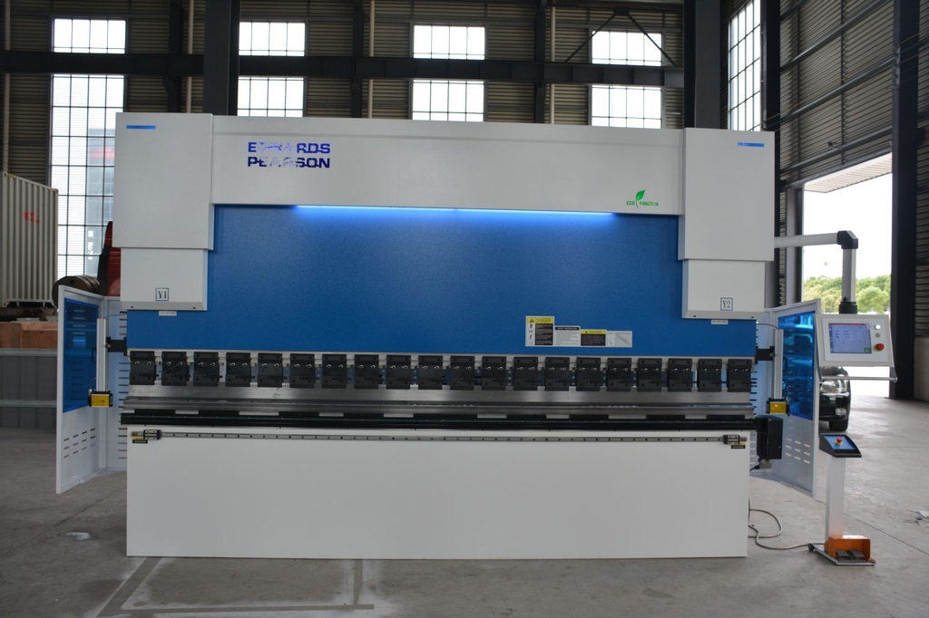 Вертикальный листогибочный пресс CNC-PBA 300х4100 с ЧПУ DELEM DA-66T — фото 3