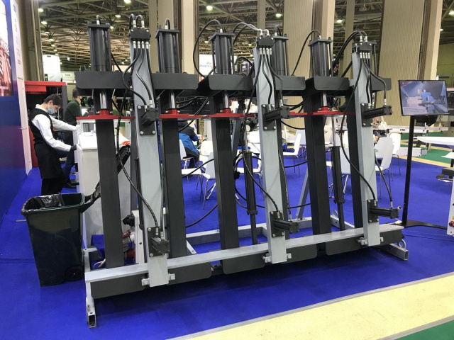 Прессы гидравлические для бруса IRONMAC Press 250/H — фото 5