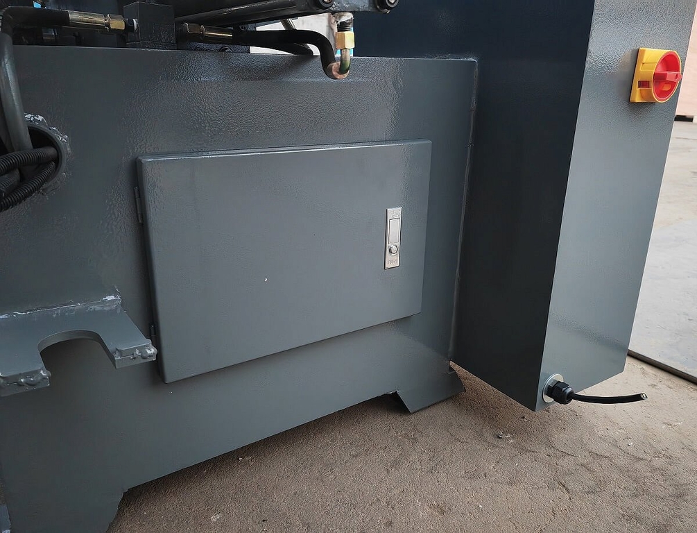 Автоматический колонный ленточнопильный станок MetalTec BS 500 CA — фото 11
