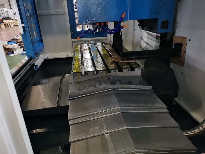 Вертикальный обрабатывающий центр с ЧПУ MetalTec TOPMILL 850F (4-х осевой) — фото 9