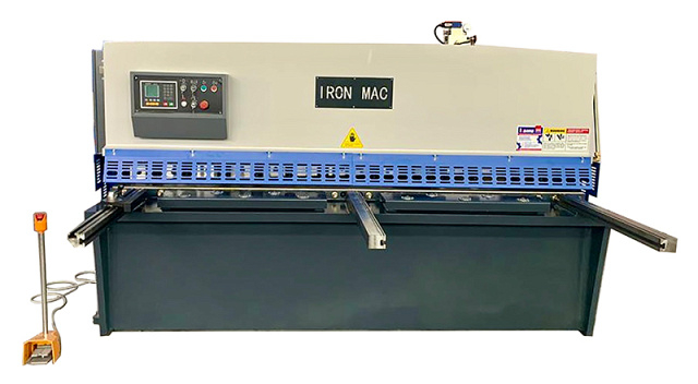 Гидравлические гильотинные ножницы IRONMAC SB-K 6x3200 — фото 1