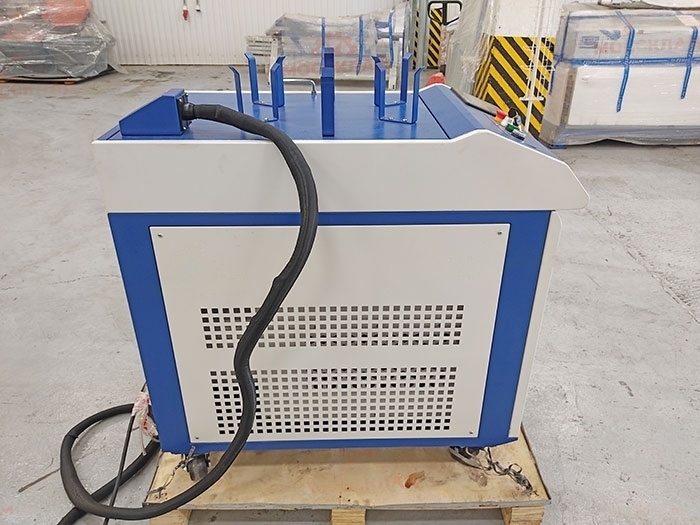 Волоконно-лазерный сварочный аппарат MFKY-W-HW1500-C 1.5кВт JPT с механизмом подачи проволоки — фото 10