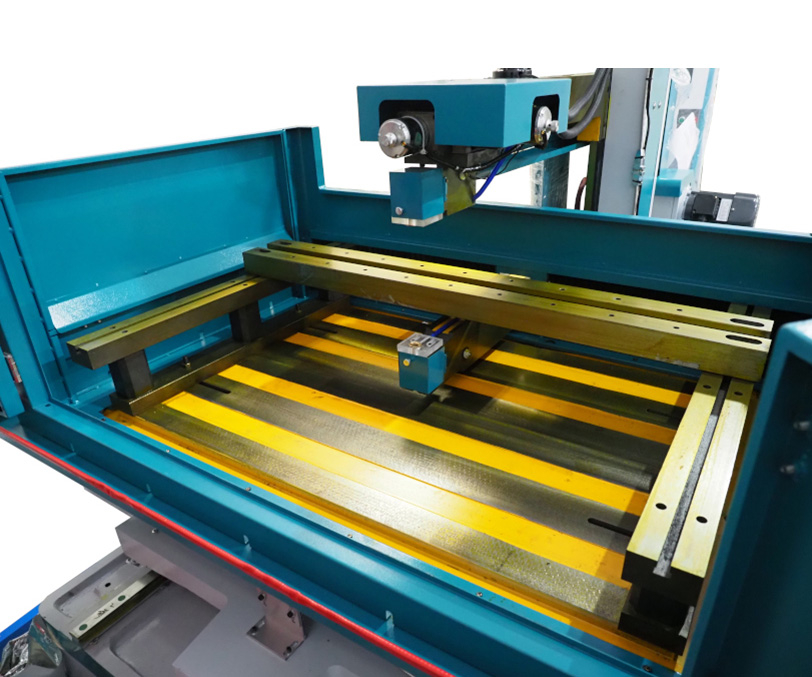 Электроэрозионный проволочно-вырезной станок MetalCraft  DK7750-A15-LK — фото 4