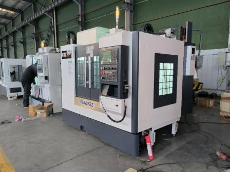 Фрезерный обрабатывающий центр с ЧПУ VMC650 (FANUC OI-TF PLUS) — фото 2